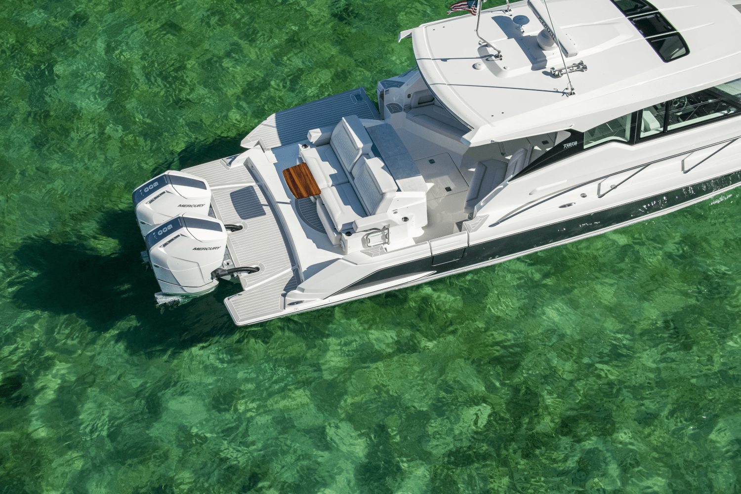 Slide: The Image of Tiara 43LE 2026 - 39