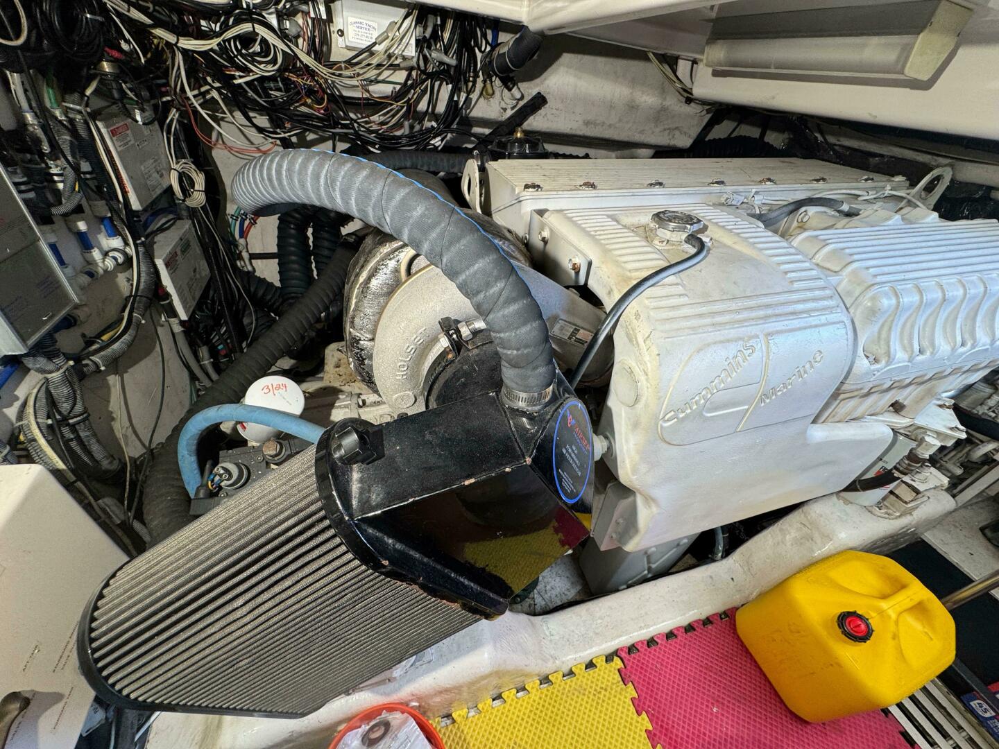 Slide: The Image of 2004 Tiara Yachts 4400 Sovran Power 9859629 984848040 0 020720251045 42 - 5441743