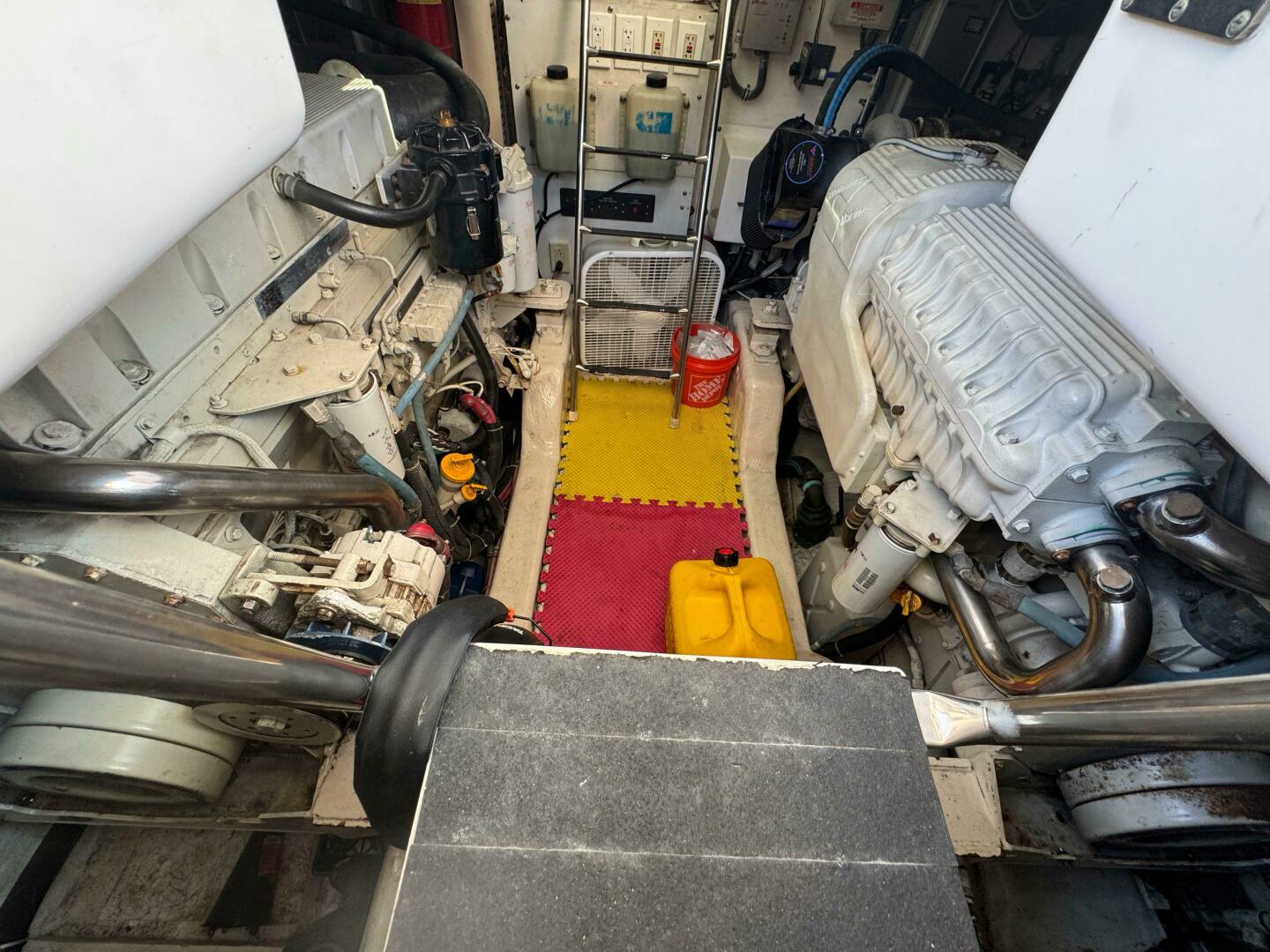 Slide: The Image of 2004 Tiara Yachts 4400 Sovran Power 9859629 984848035 0 020720251044 37 - 5441770