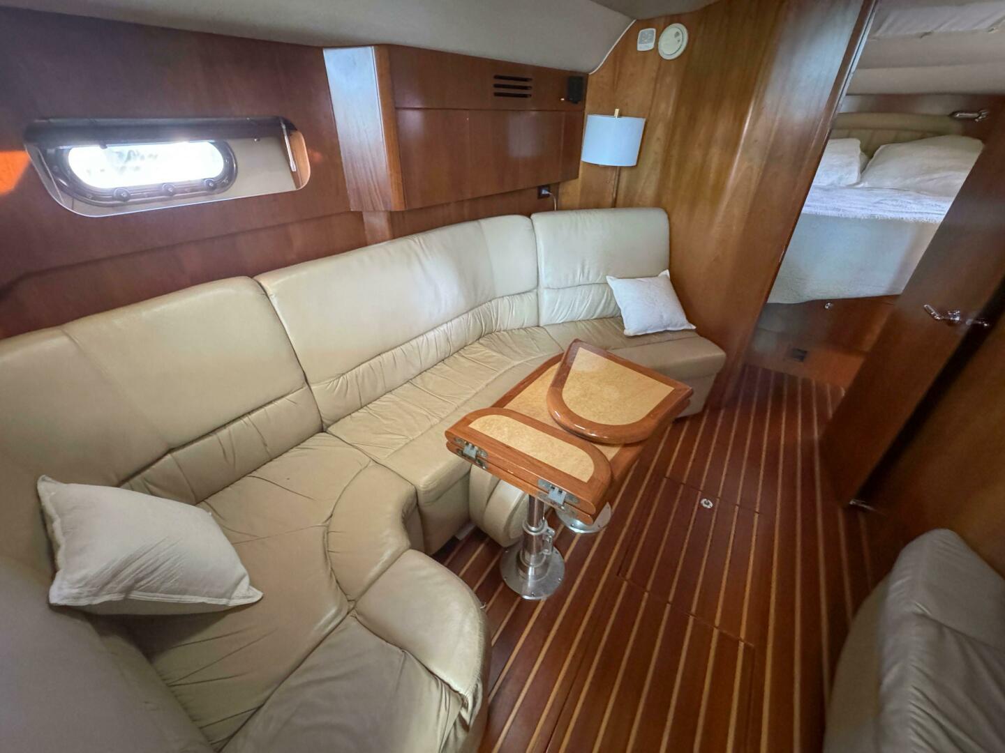 Slide: The Image of 2004 Tiara Yachts 4400 Sovran Power 9859629 984848014 0 020720251043 16 - 5441791