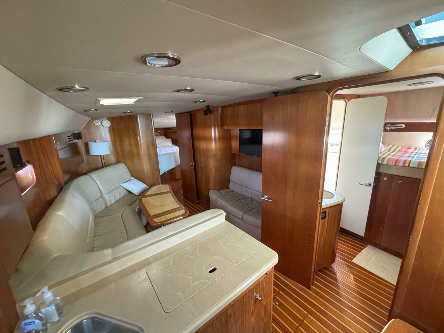 Slide: The Image of 2004 Tiara Yachts 4400 Sovran Power 9859629 984848013 0 020720251043 15 - 5441816