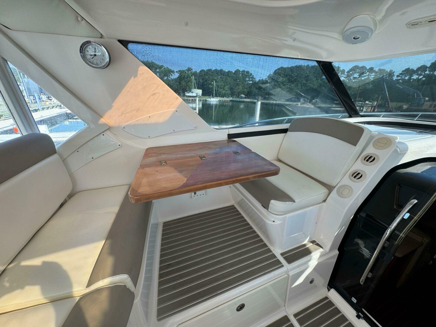 Slide: The Image of 2004 Tiara Yachts 4400 Sovran Power 9859629 984848004 0 020720251043 6 - 5441824