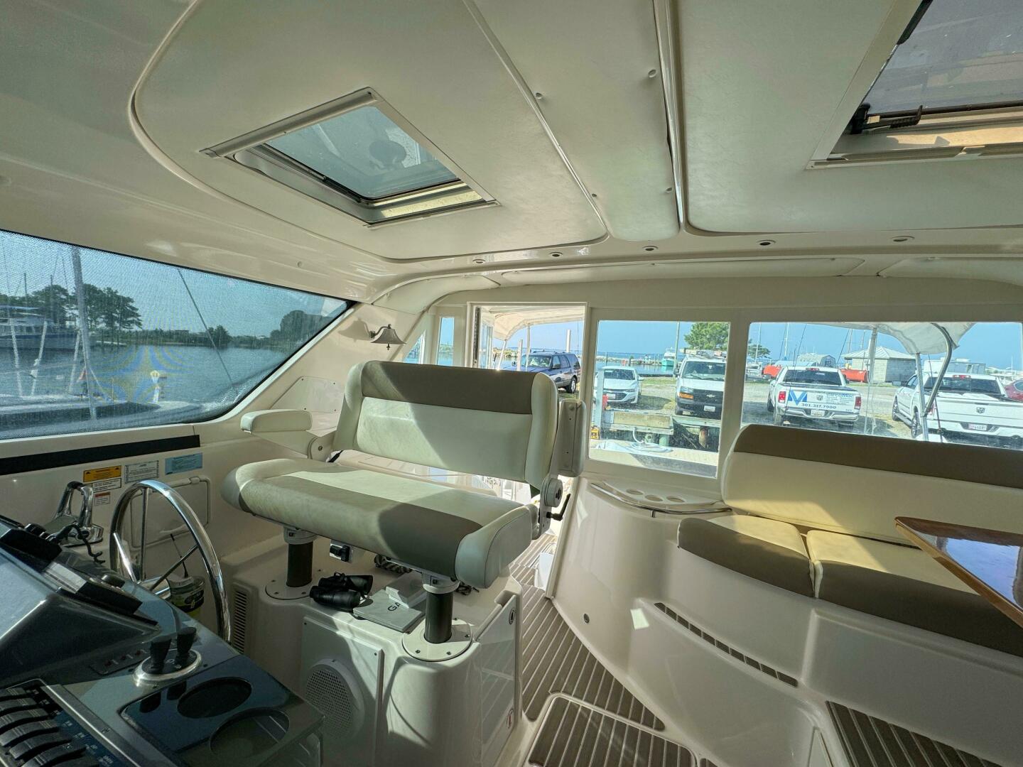 Slide: The Image of 2004 Tiara Yachts 4400 Sovran Power 9859629 984848003 0 020720251043 5 - 5441825