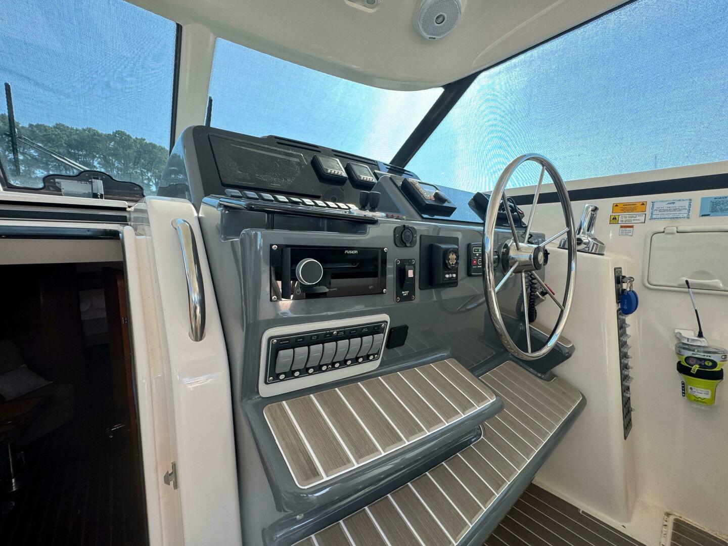 Slide: The Image of 2004 Tiara Yachts 4400 Sovran Power 9859629 984848001 0 020720251043 3 - 5441827