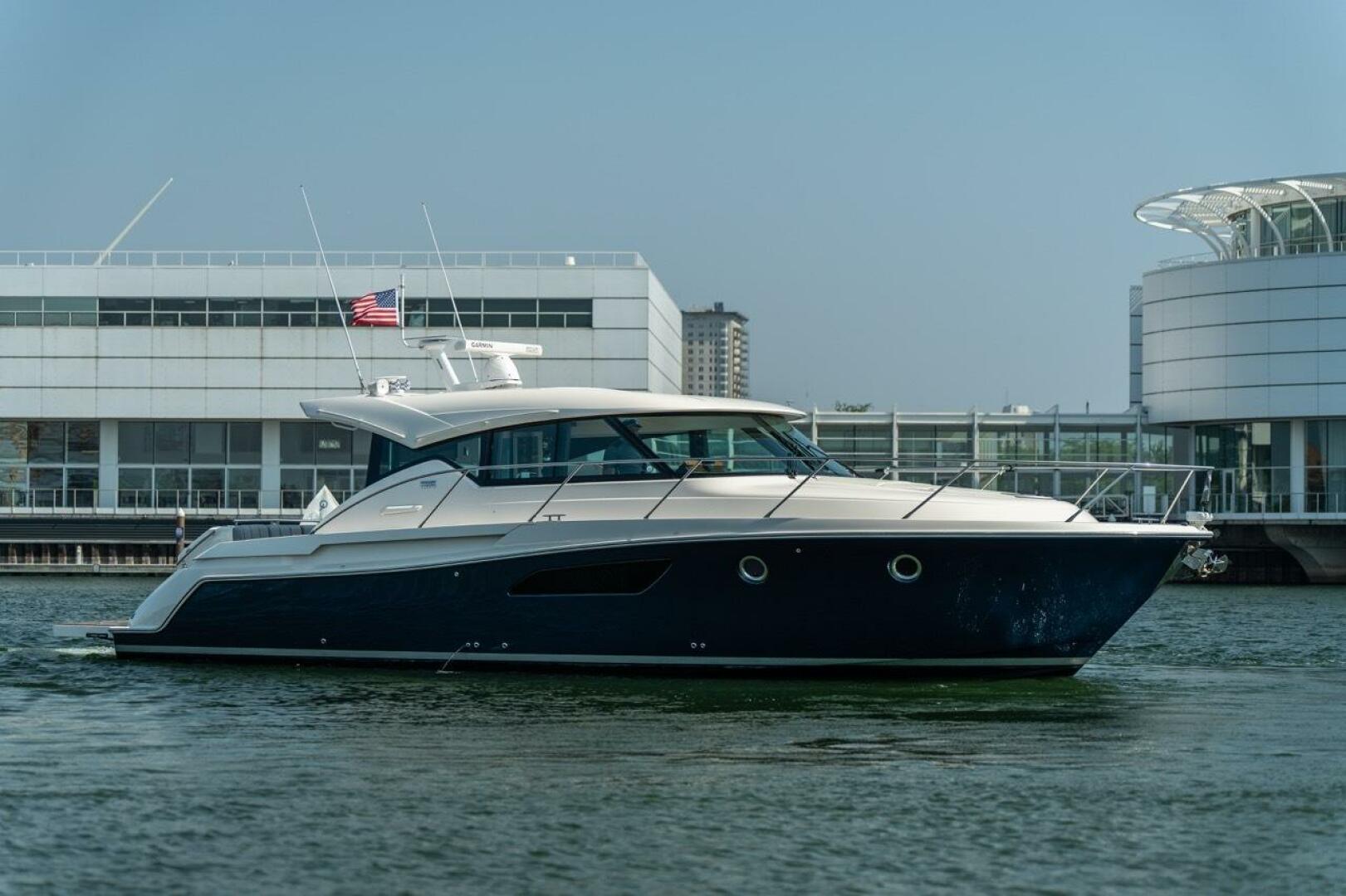 Slide: The Image of Tiara 44 Coupe 2017 - 5455375