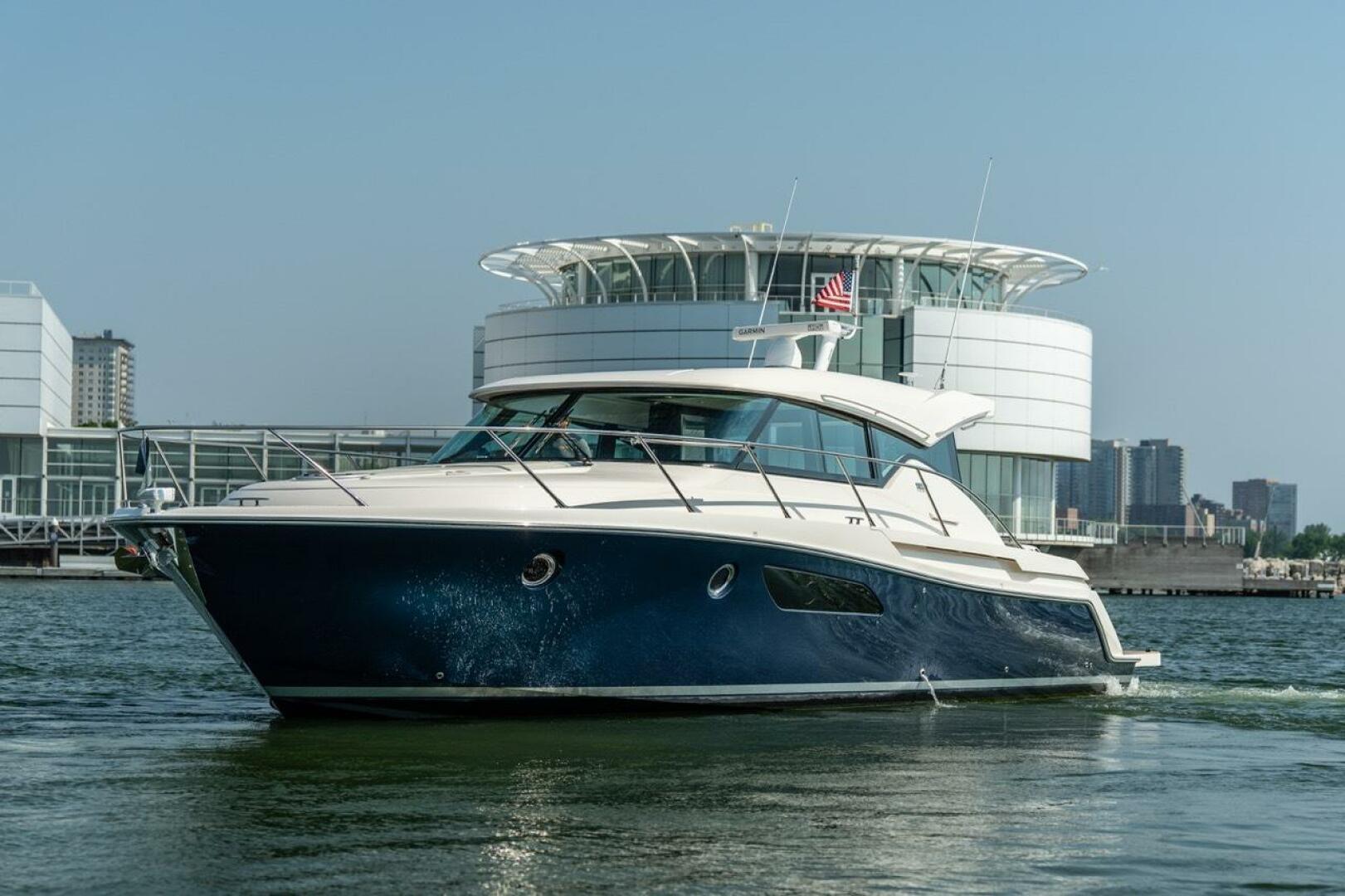 Slide: The Image of Tiara 44 Coupe 2017 - 5455351