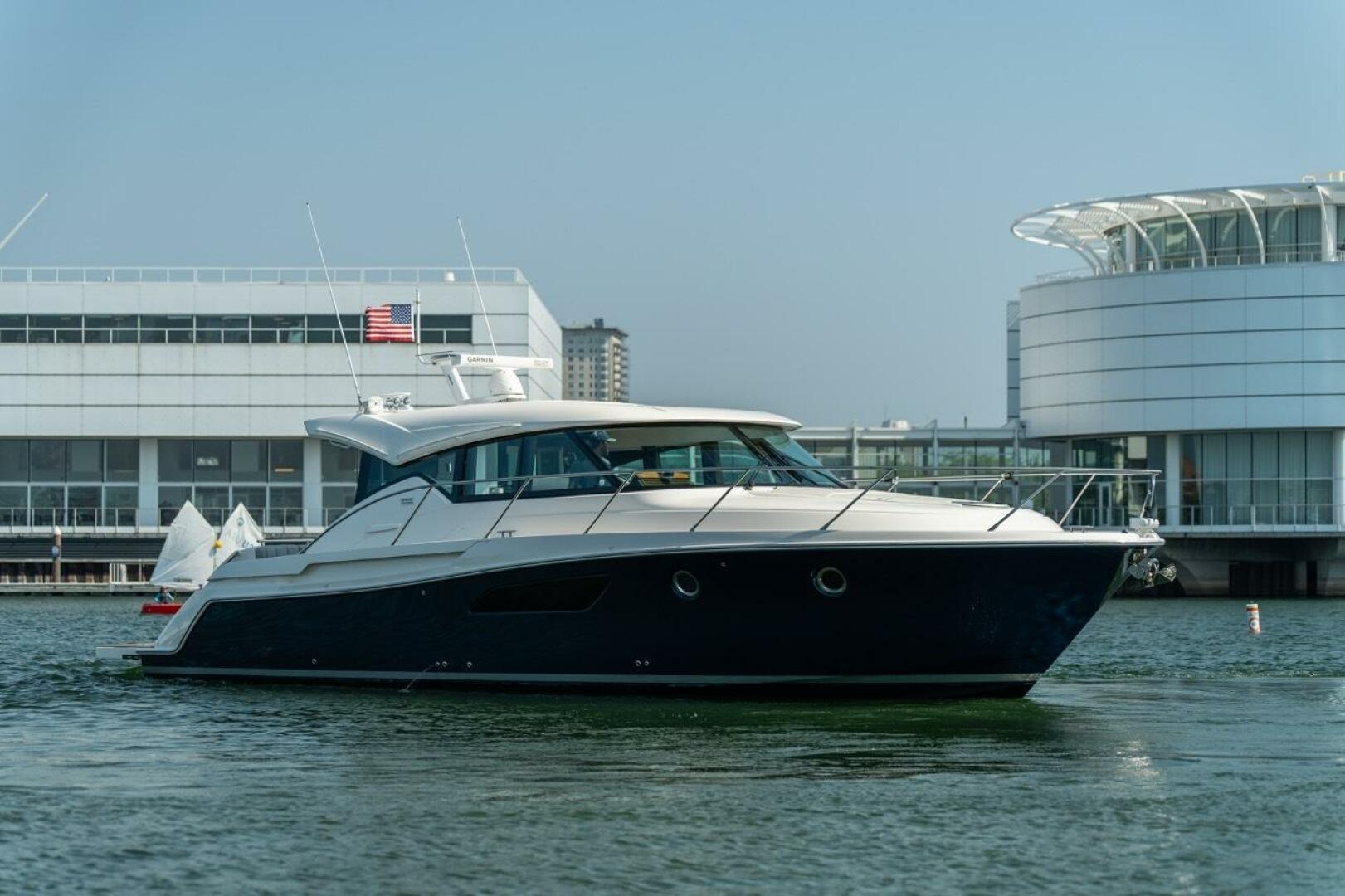 Slide: The Image of Tiara 44 Coupe 2017 - 5455380