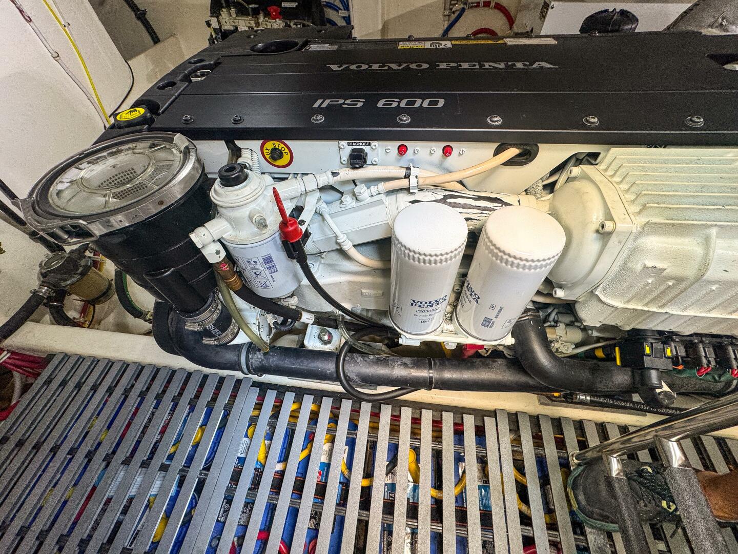 Slide: The Image of Tiara 44 Coupe 2017 - 5455404