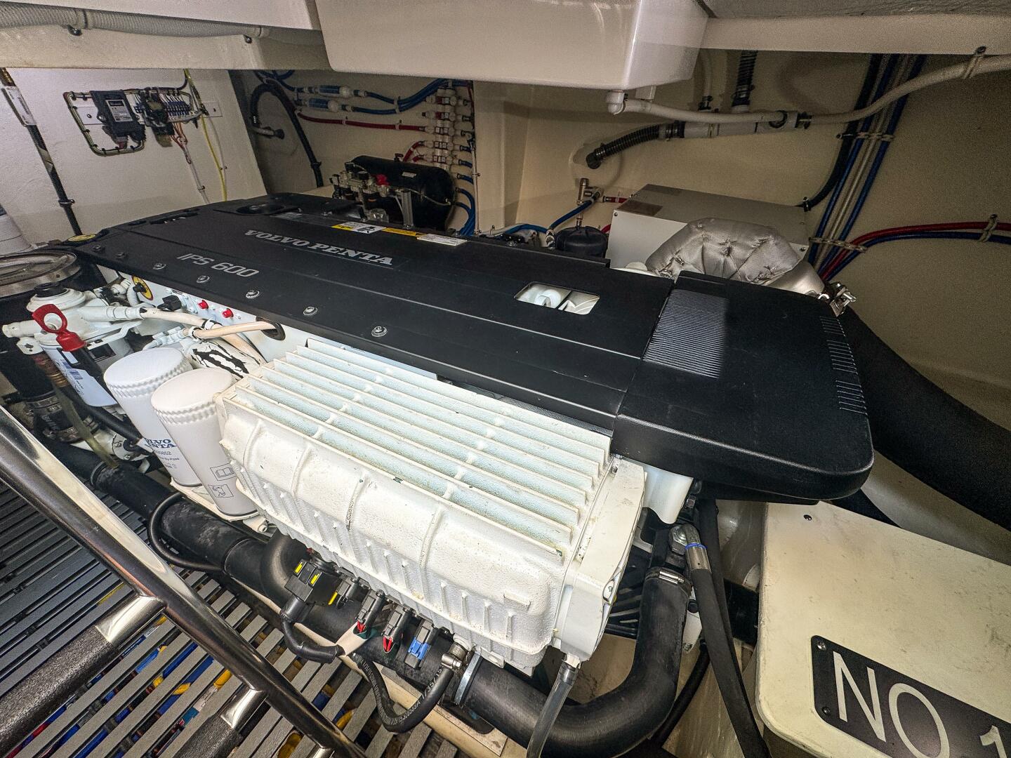 Slide: The Image of Tiara 44 Coupe 2017 - 5455444