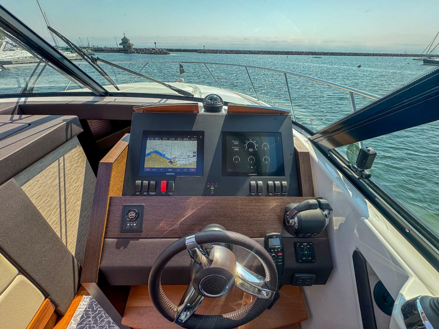 Slide: The Image of Tiara 44 Coupe 2017 - 5455454