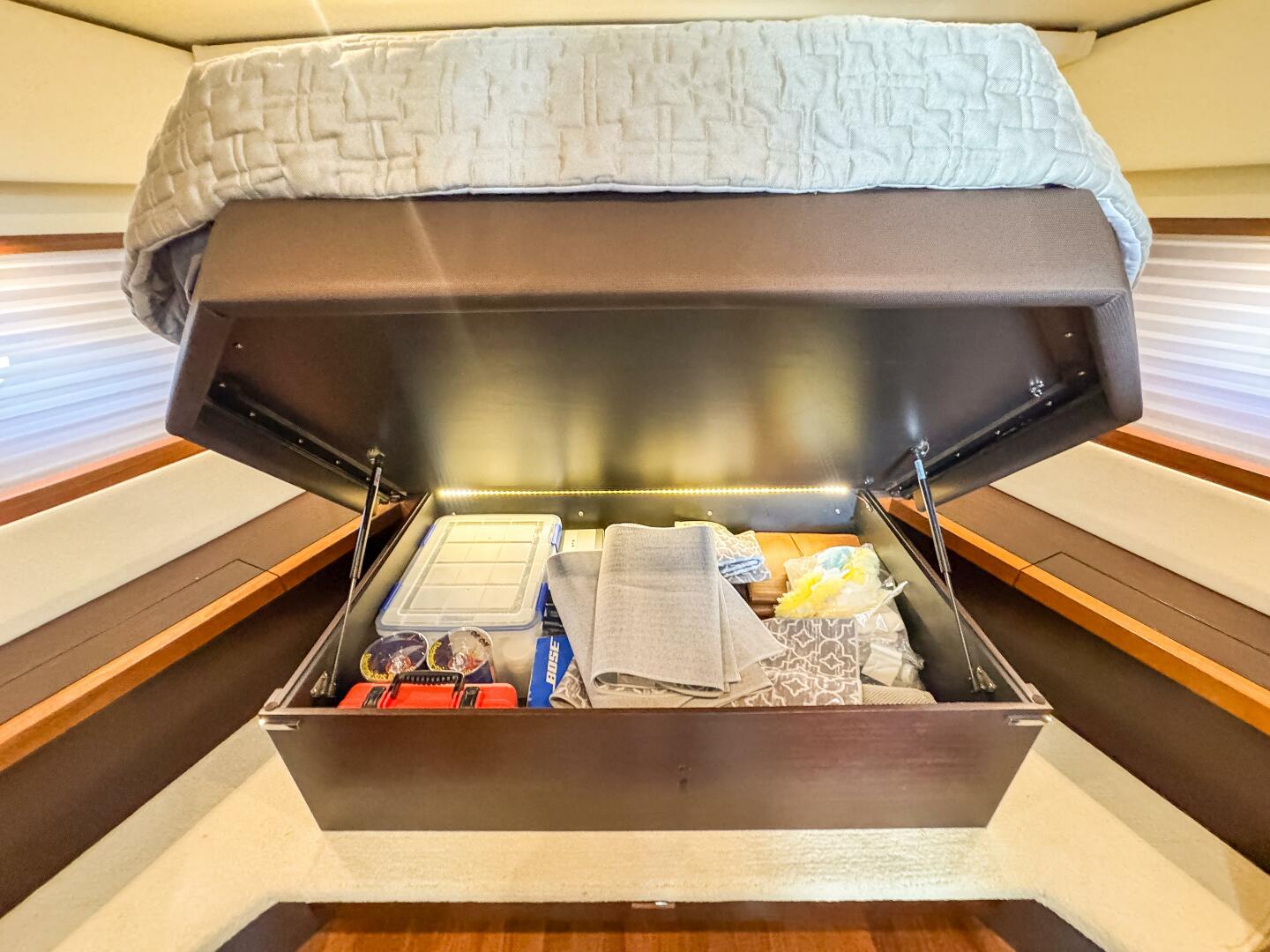 Slide: The Image of Tiara 44 Coupe 2017 - 5455489