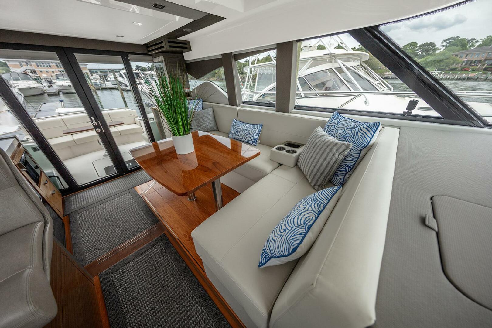 Slide: The Image of Salon - 5261721