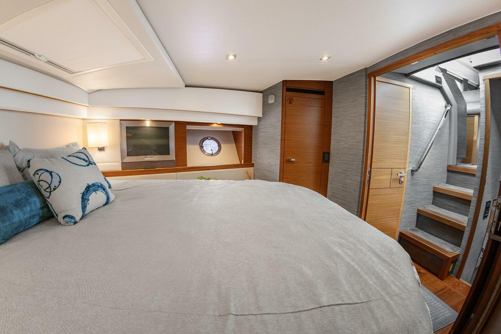 Slide: The Image of Master Stateroom - 5261728