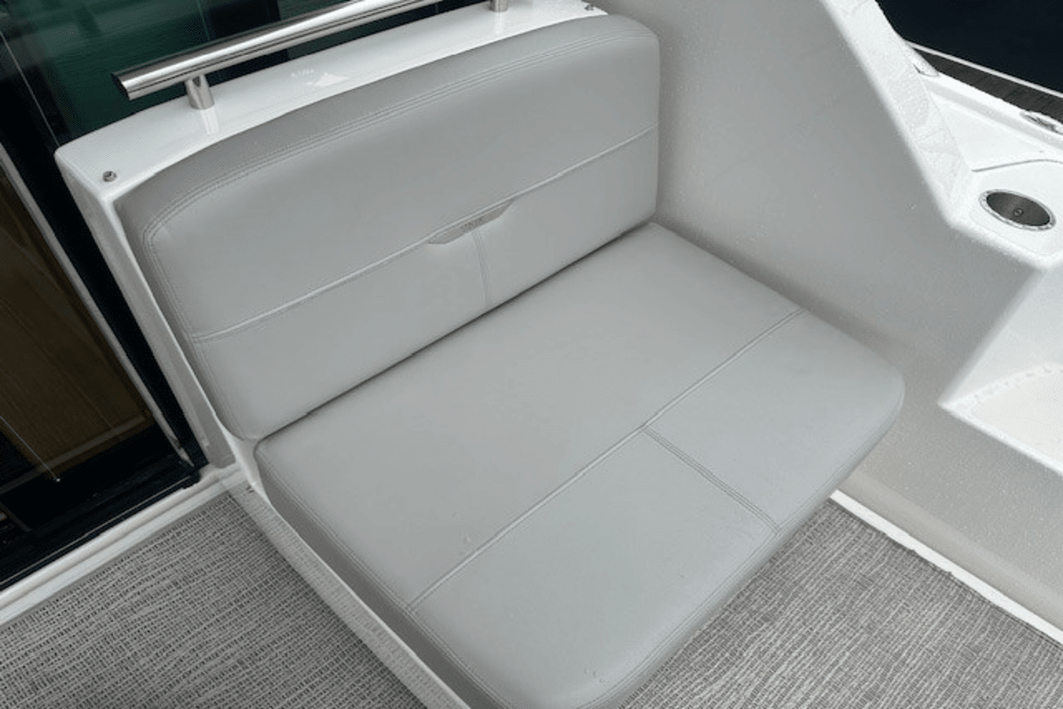 Slide: The Image of Tiara 44 COUPE 2022 - 11