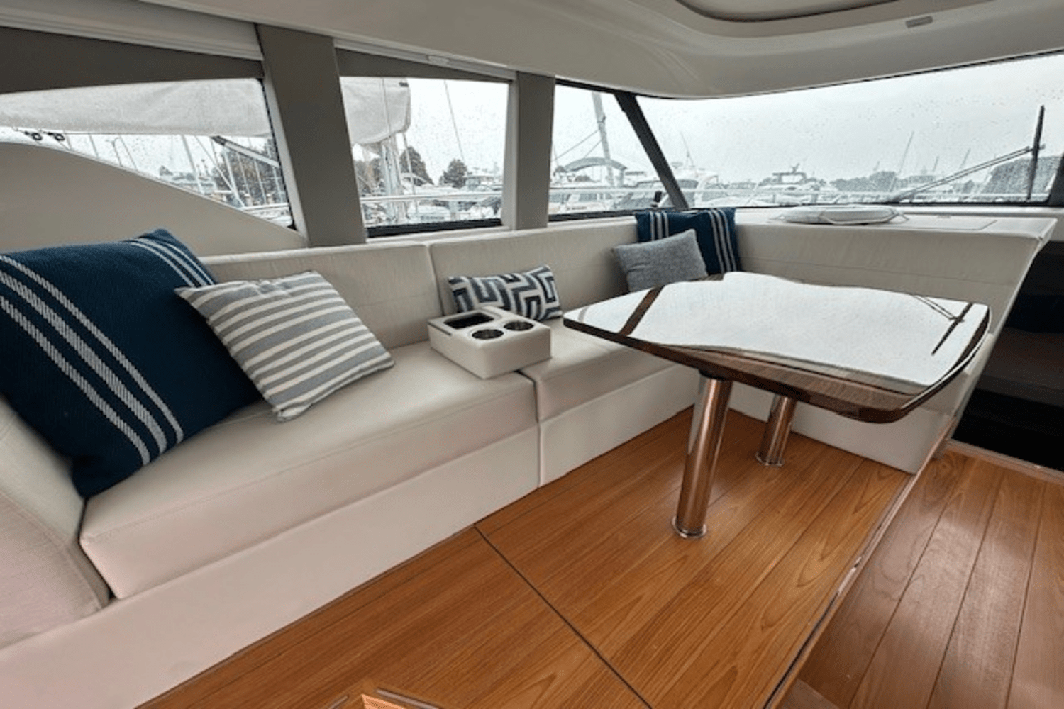 Slide: The Image of Tiara 44 COUPE 2022 - 18