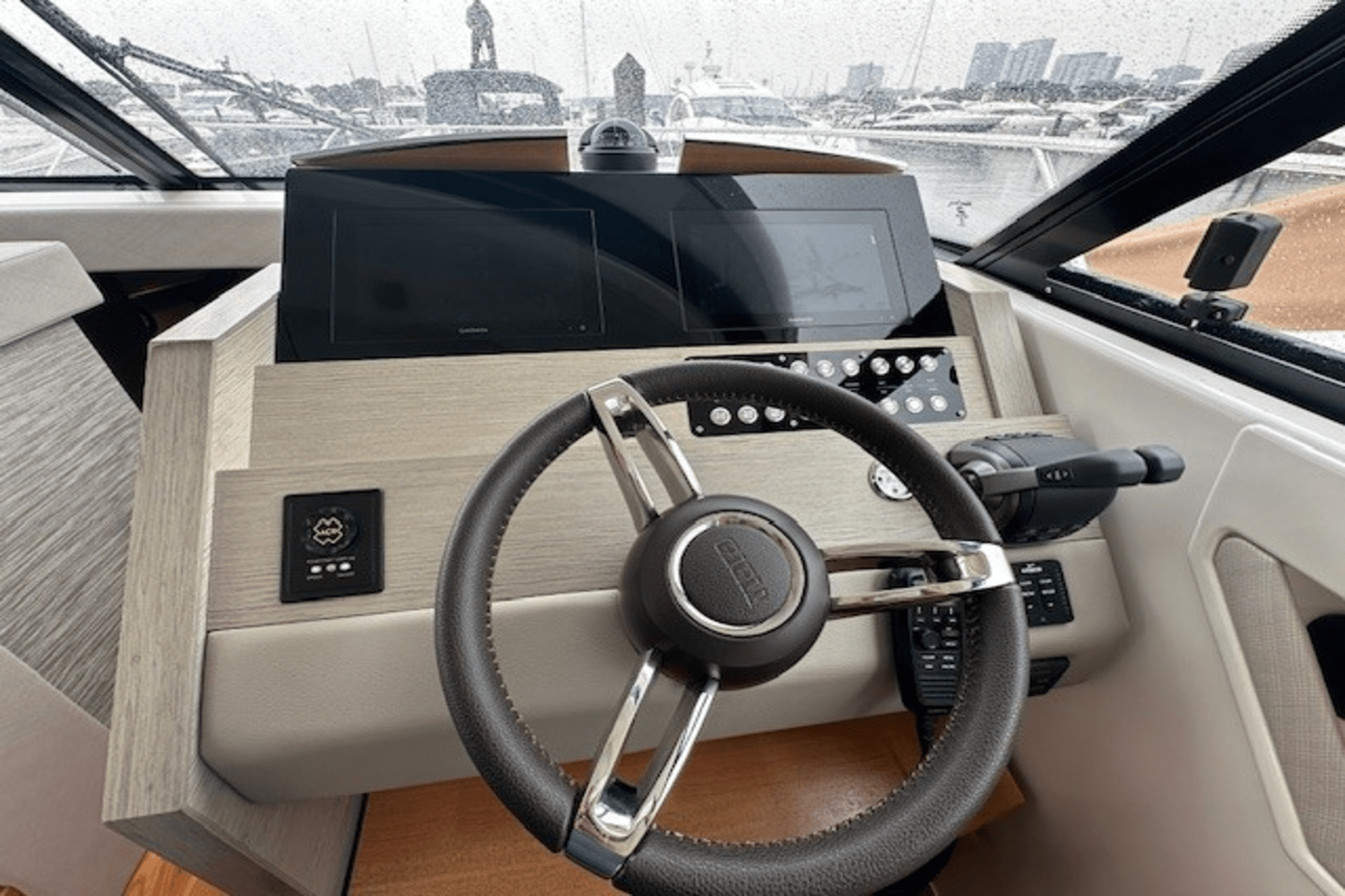 Slide: The Image of Tiara 44 COUPE 2022 - 21