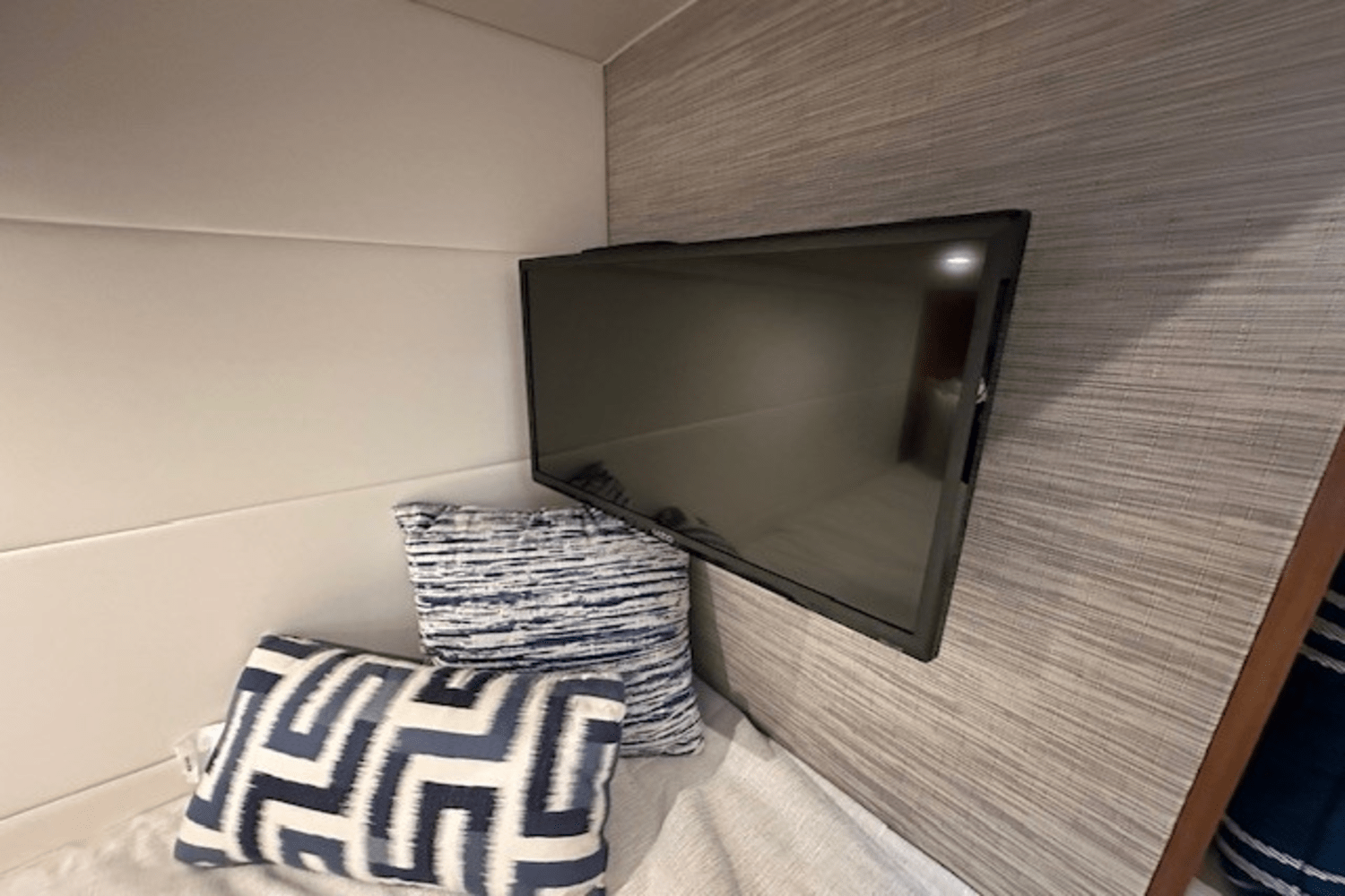 Slide: The Image of Tiara 44 COUPE 2022 - 48