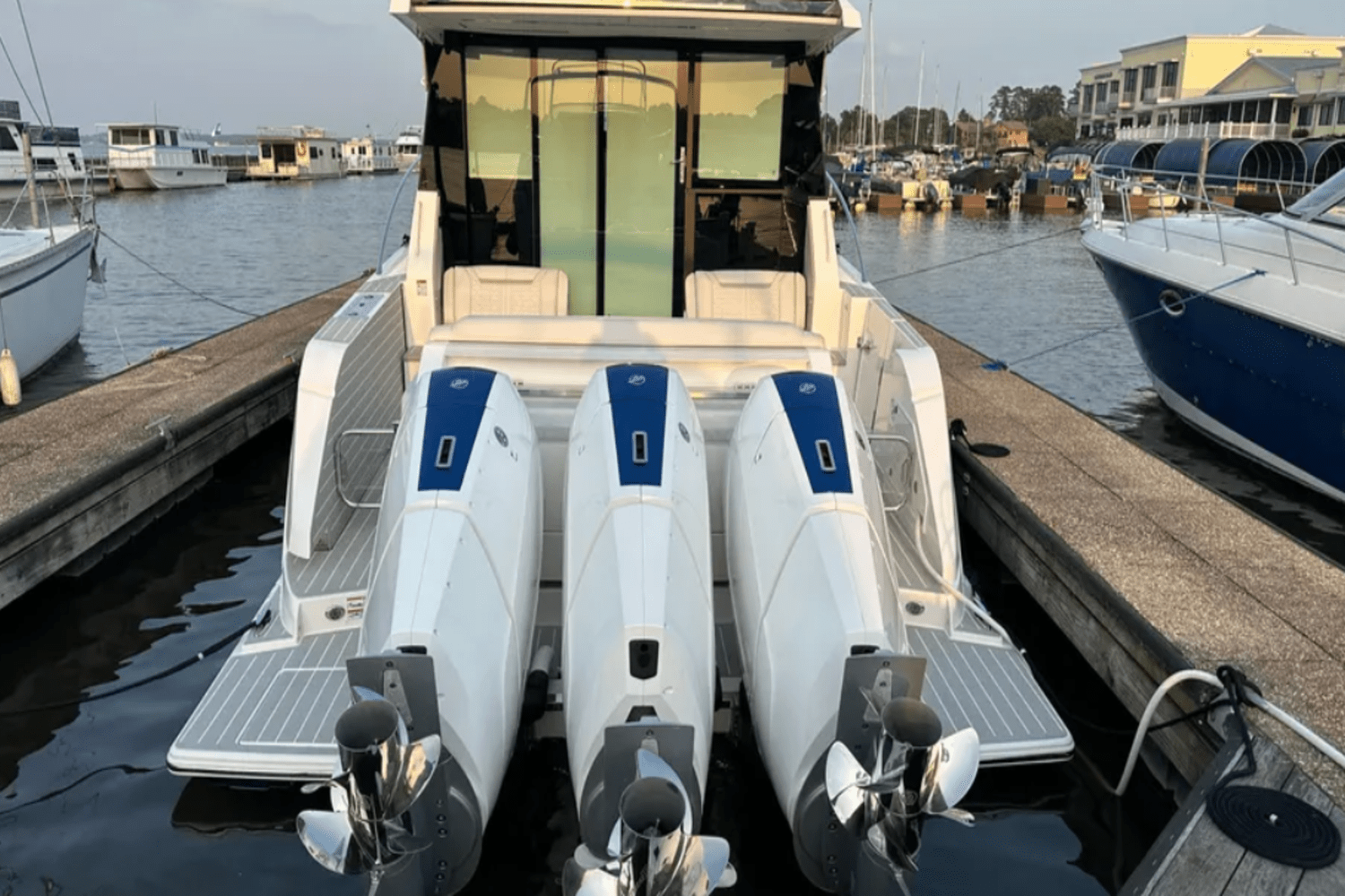 Slide: The Image of Tiara 48LE LUXURY EXPRESS 2024 - 12