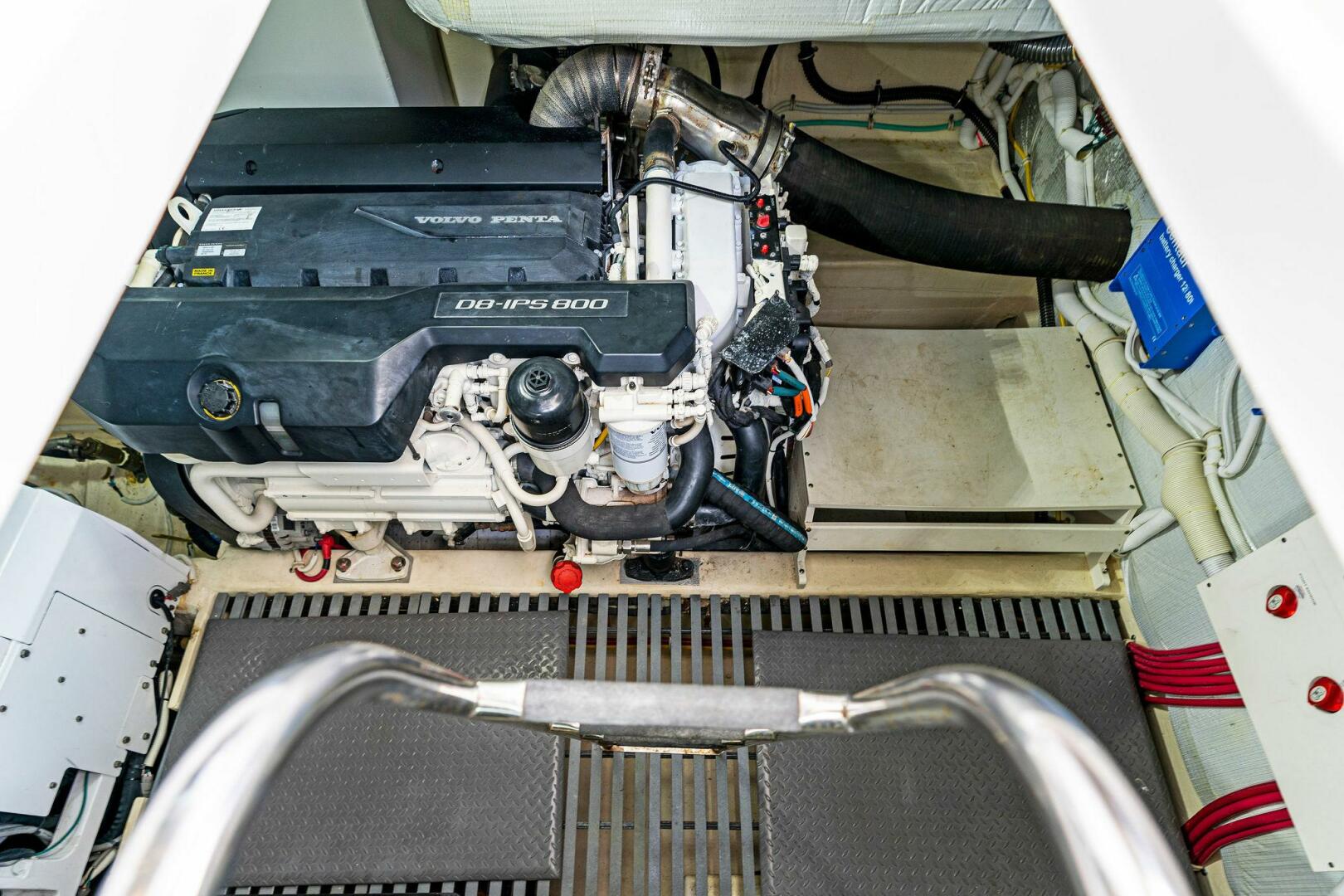 Slide: The Image of 2019 Tiara Yachts 49 Coupe VICTORY - 4327854