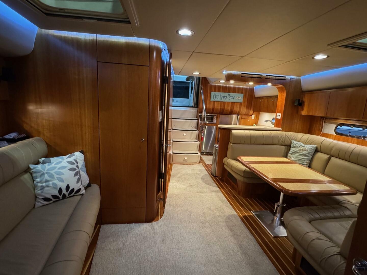 Slide: The Image of Tiara 5200 Express 2001 - 5326709