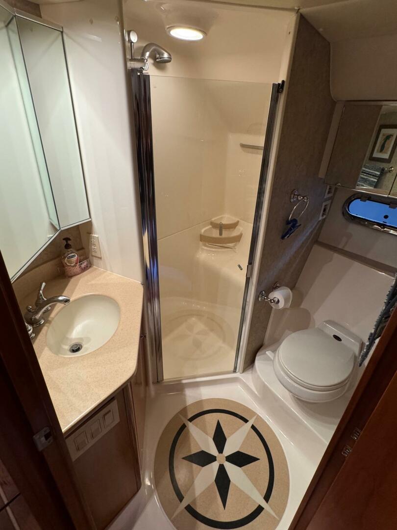 Slide: The Image of Tiara 5200 Express 2001 - 5326719