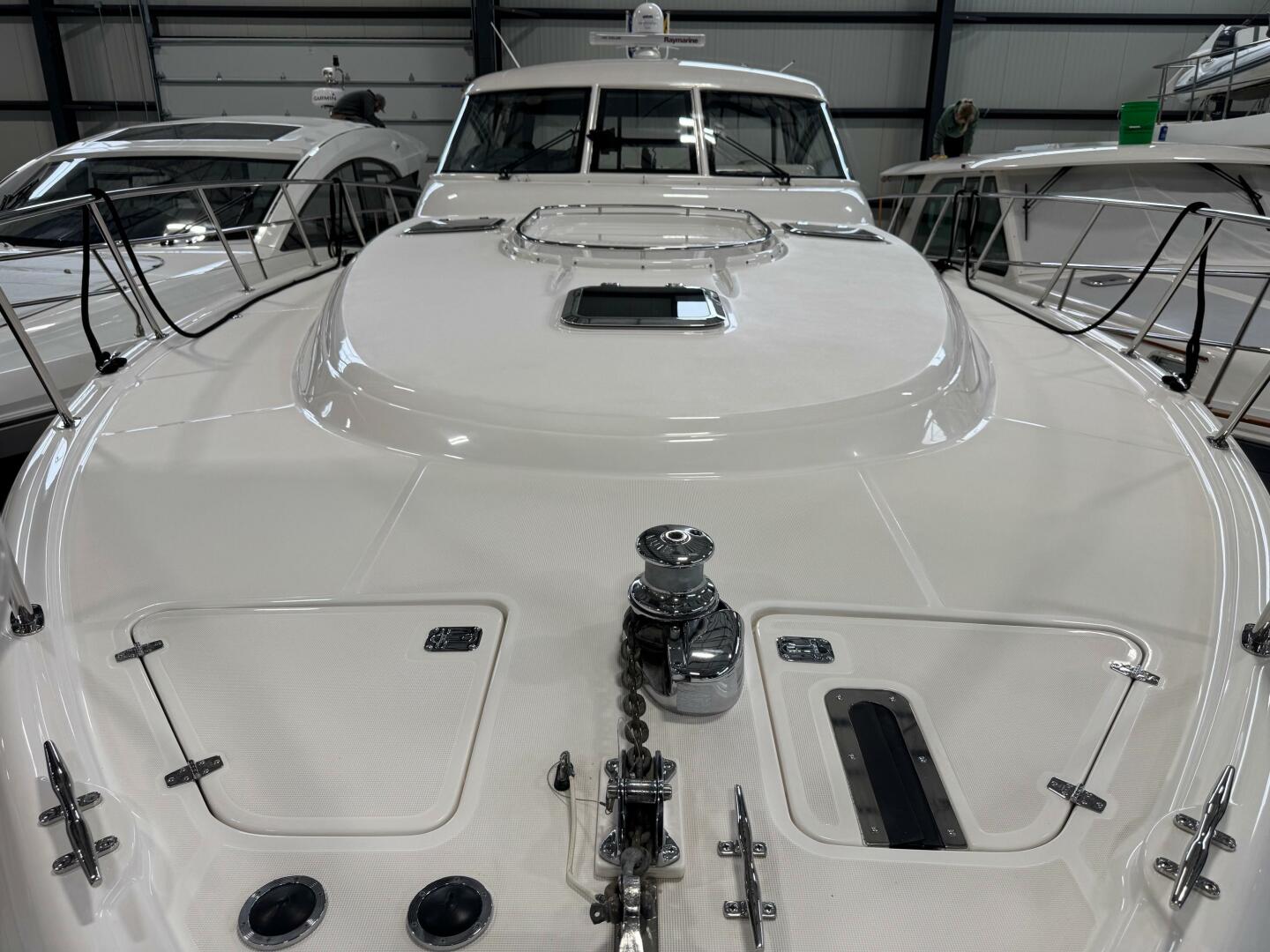 Slide: The Image of Tiara 5200 Express 2001 - 5326726