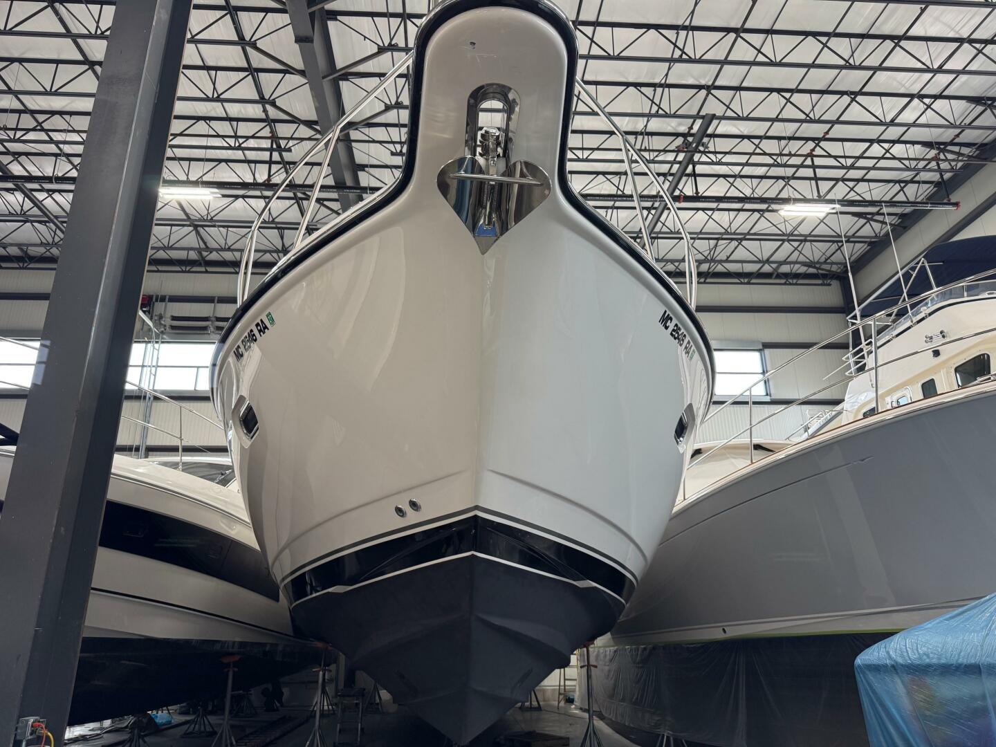 Slide: The Image of Tiara 5200 Express 2001 - 5326732