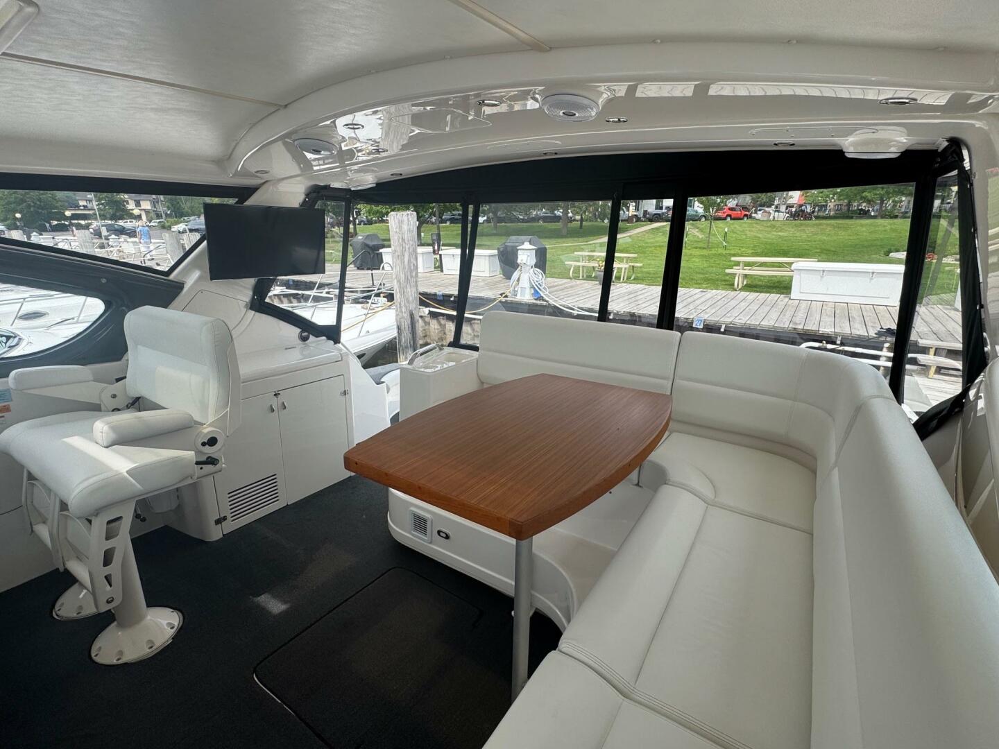 Slide: The Image of Tiara 5200 Express 2001 - 5388814