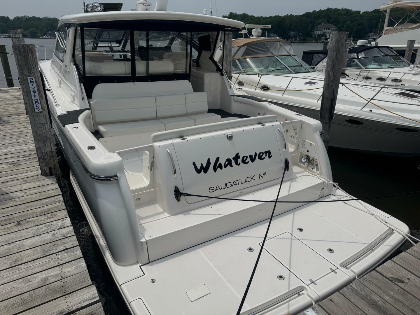 Slide: The Image of Tiara 5200 Express 2001 - 5388815