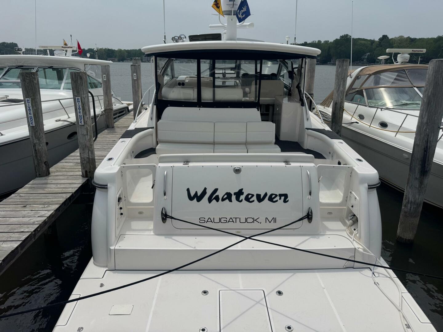 Slide: The Image of Tiara 5200 Express 2001 - 5388817