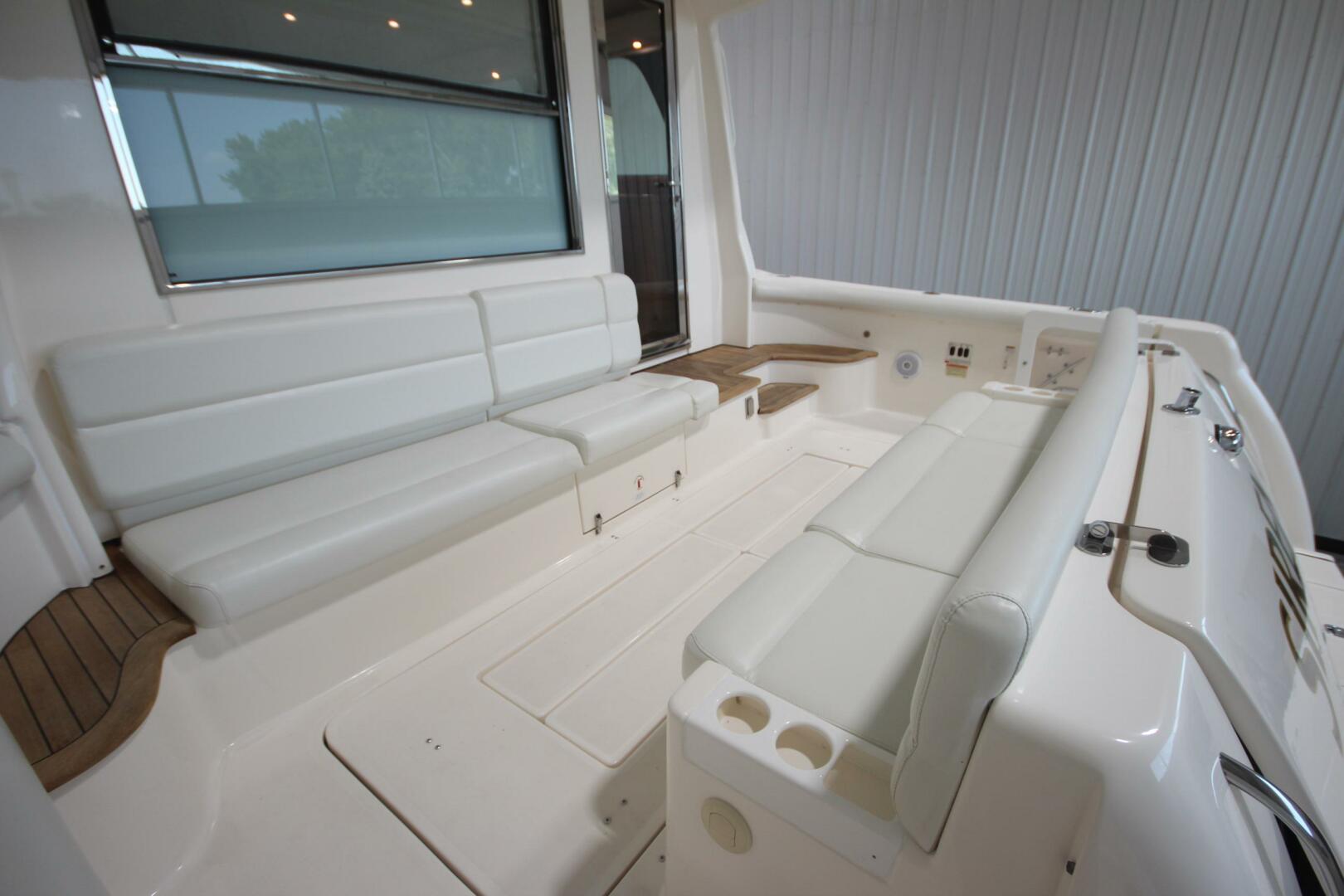 Slide: The Image of Tiara 5200 Sovran Salon 2006 - 5507461