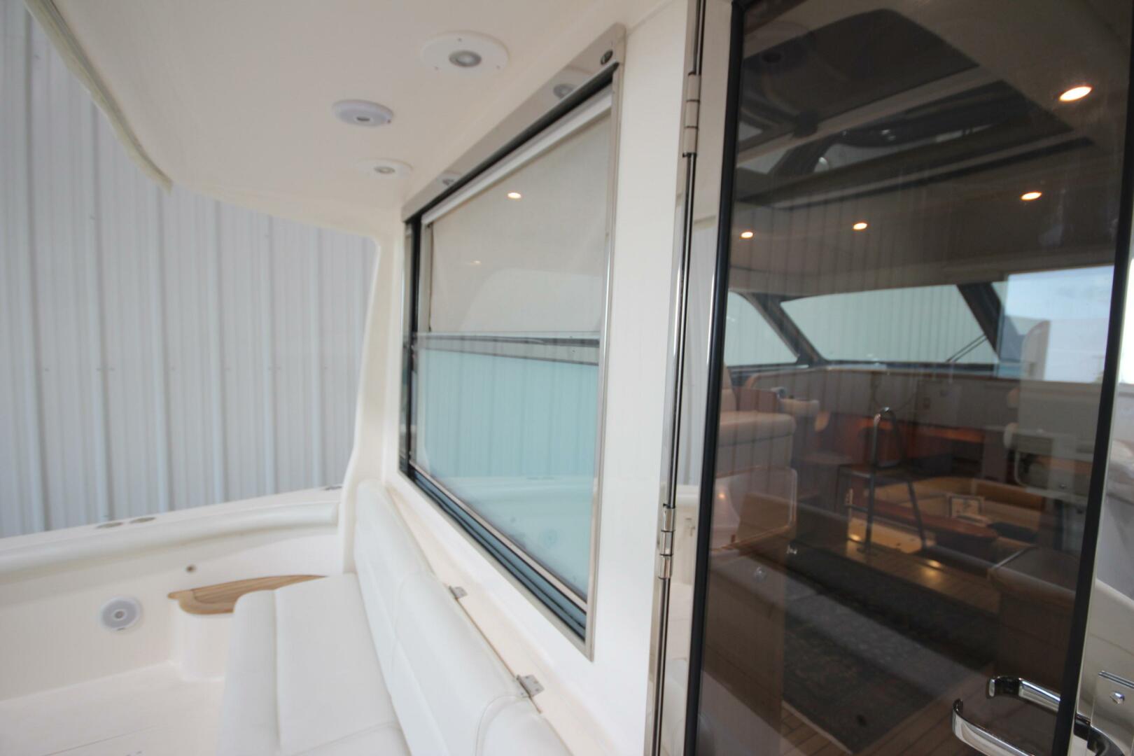 Slide: The Image of Tiara 5200 Sovran Salon 2006 - 5507475