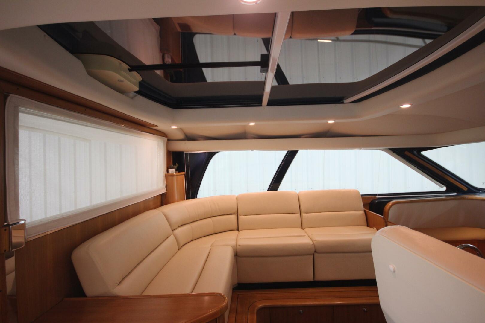 Slide: The Image of Tiara 5200 Sovran Salon 2006 - 5507478