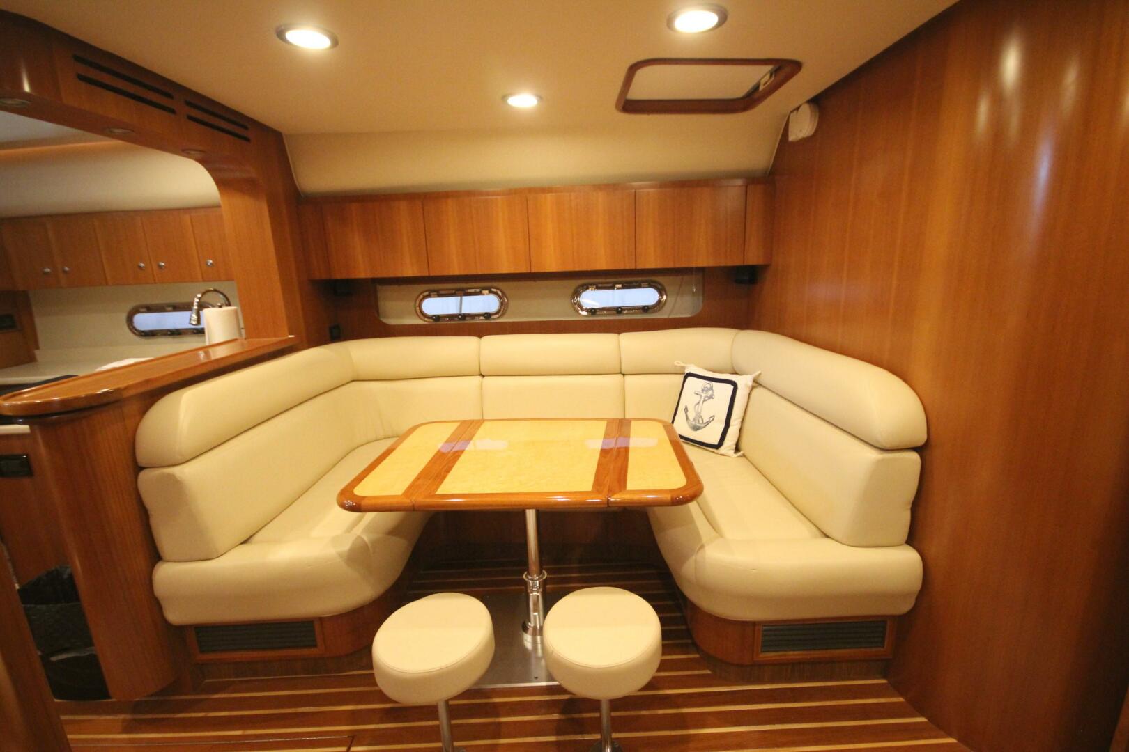 Slide: The Image of Tiara 5200 Sovran Salon 2006 - 5507496