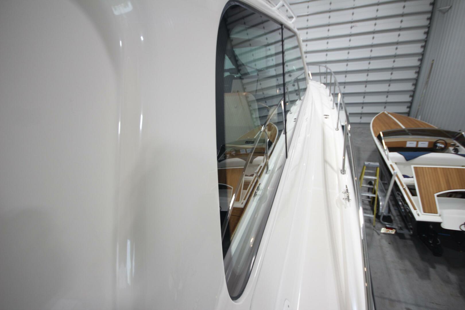 Slide: The Image of Tiara 5200 Sovran Salon 2006 - 5507526