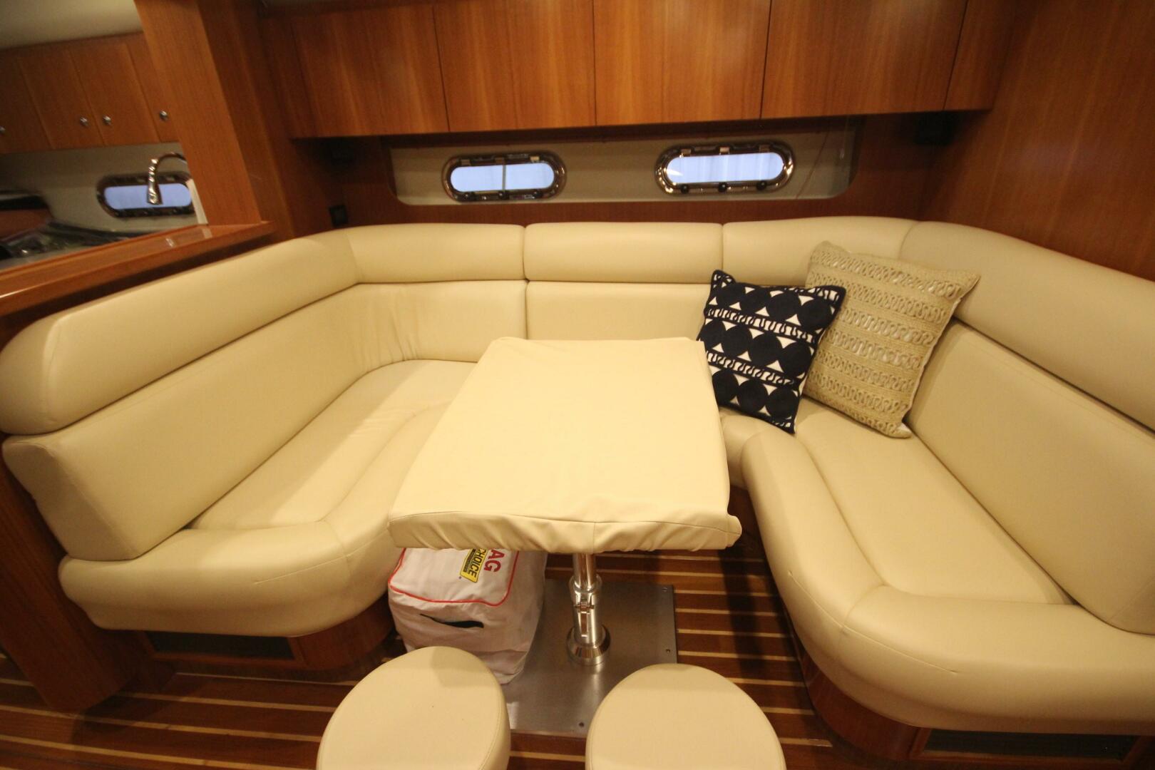 Slide: The Image of Tiara 5200 Sovran Salon 2006 - 5511784