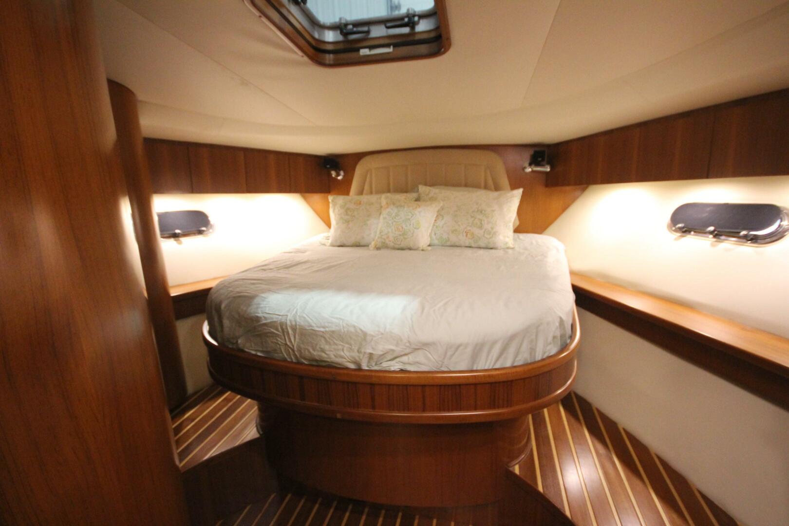 Slide: The Image of Tiara 5200 Sovran Salon 2006 - 5511785