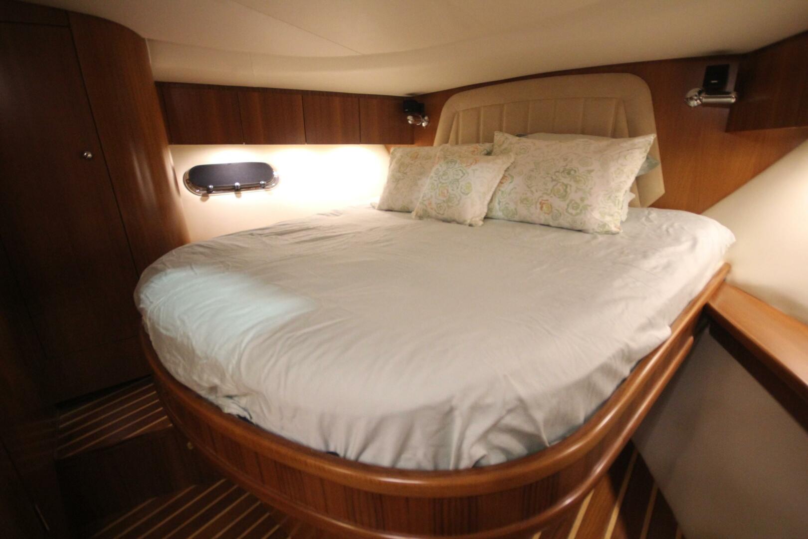 Slide: The Image of Tiara 5200 Sovran Salon 2006 - 5511787