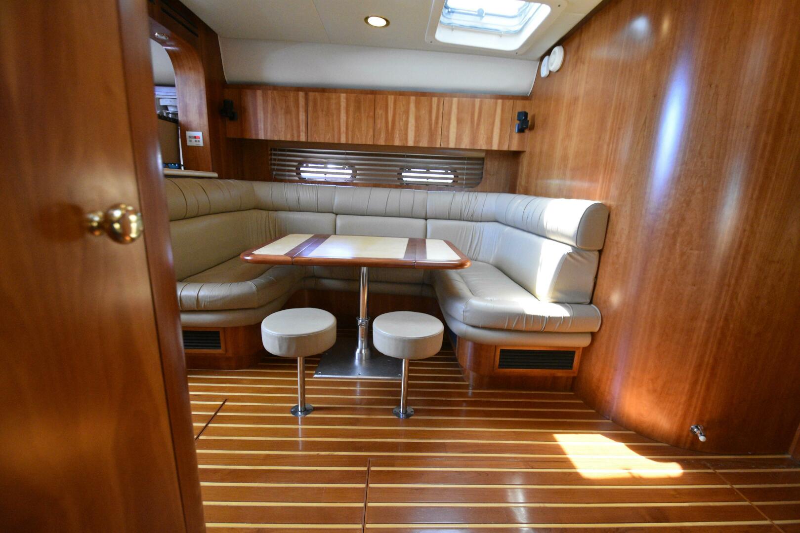 Slide: The Image of Tiara 52 Sport Yacht 2001 - 4496036