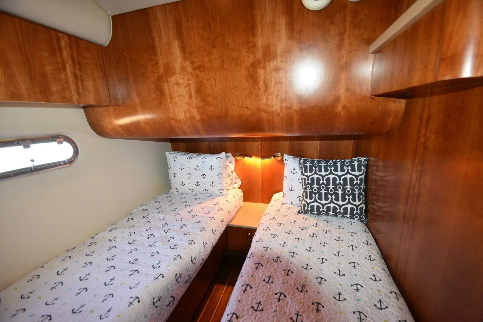 Slide: The Image of Tiara 52 Sport Yacht 2001 - 4496037