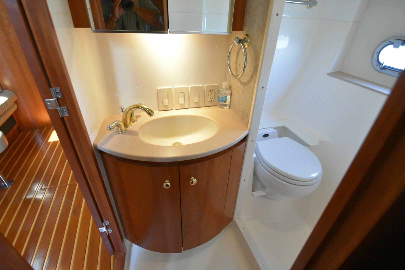 Slide: The Image of Tiara 52 Sport Yacht 2001 - 4496038