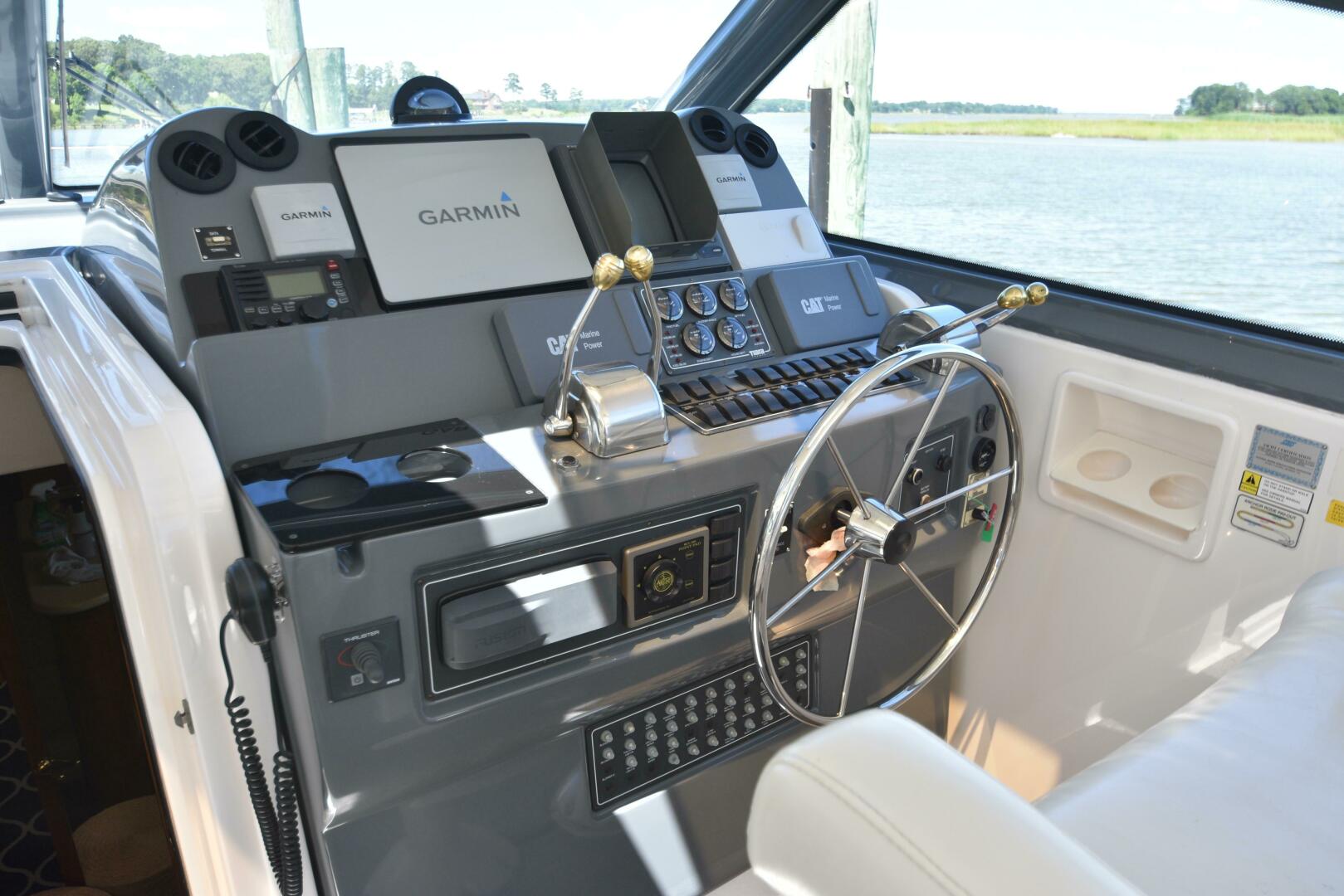 Slide: The Image of Tiara 52 Sport Yacht 2001 - 4496049