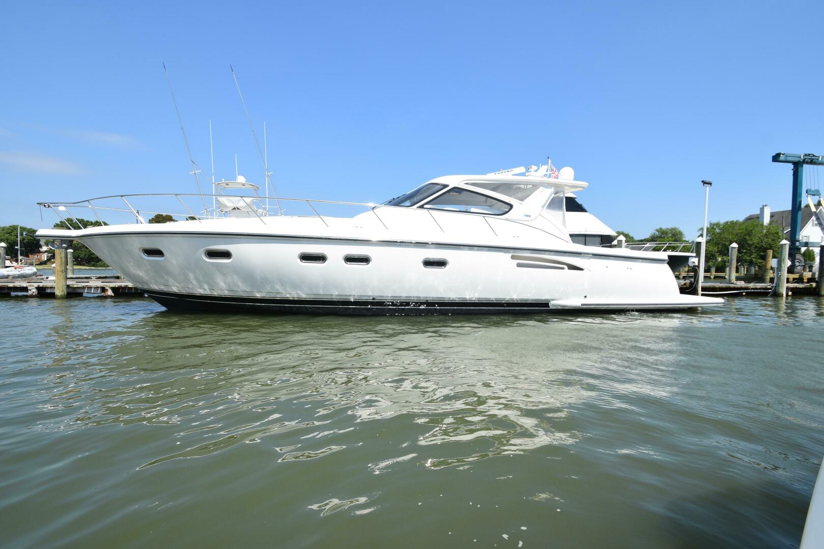 Slide: The Image of Tiara 52 Sport Yacht 2001 - 4496023