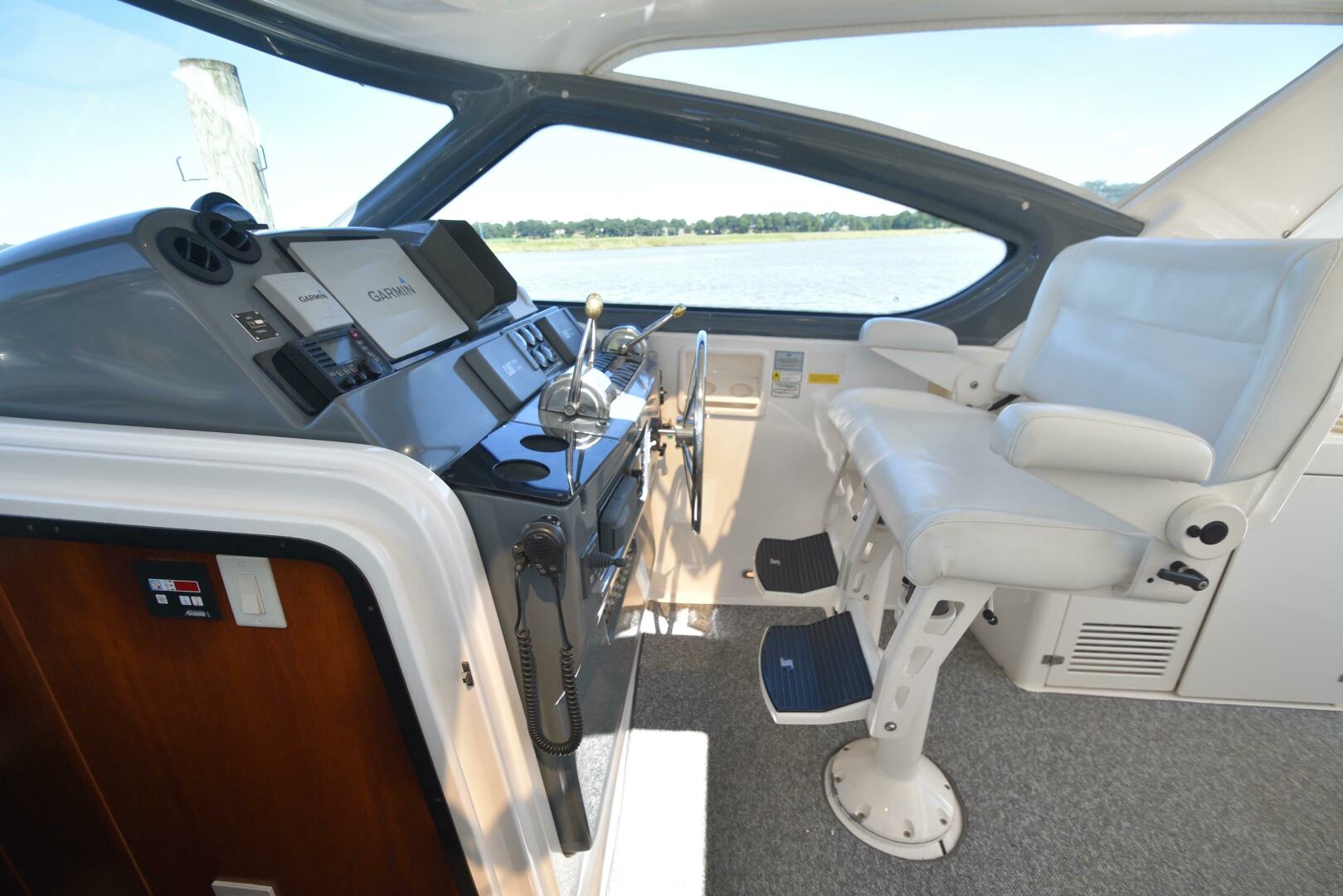 Slide: The Image of Tiara 52 Sport Yacht 2001 - 4496072