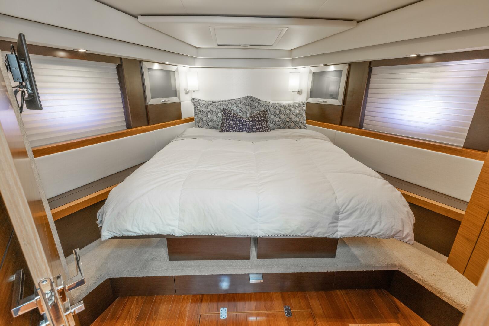 Slide: The Image of 2017 Tiara 53 Coupe - SAY ANYTHING - 4206094