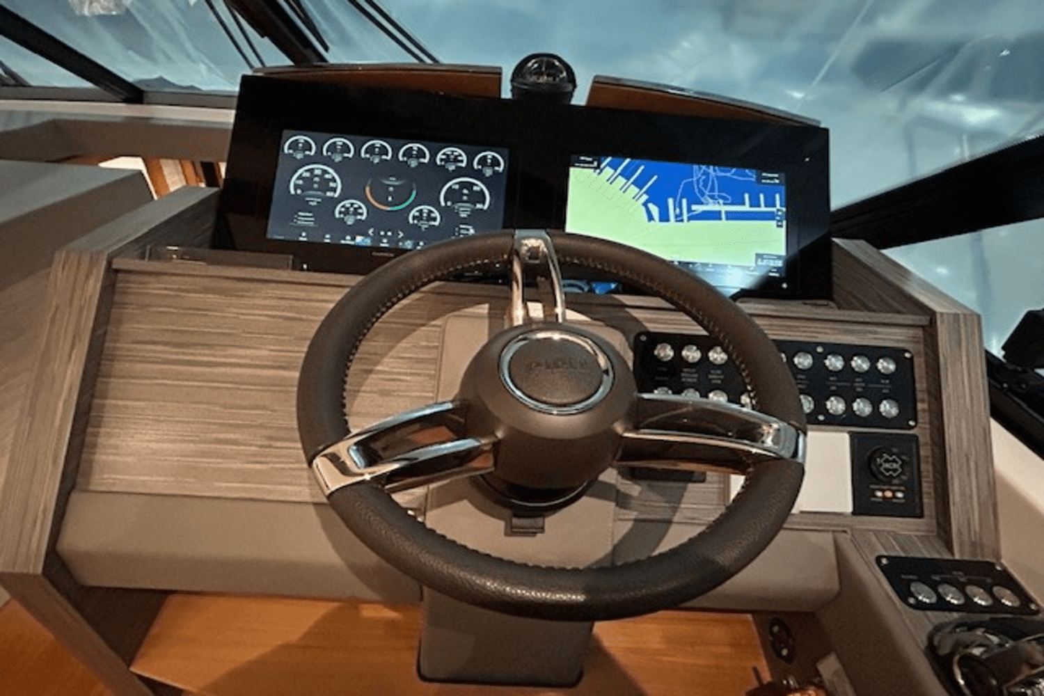 Slide: The Image of Tiara 53 COUPE 2022 - 11