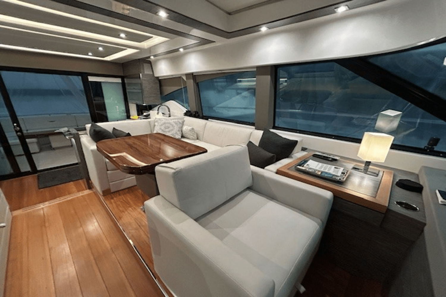 Slide: The Image of Tiara 53 COUPE 2022 - 12
