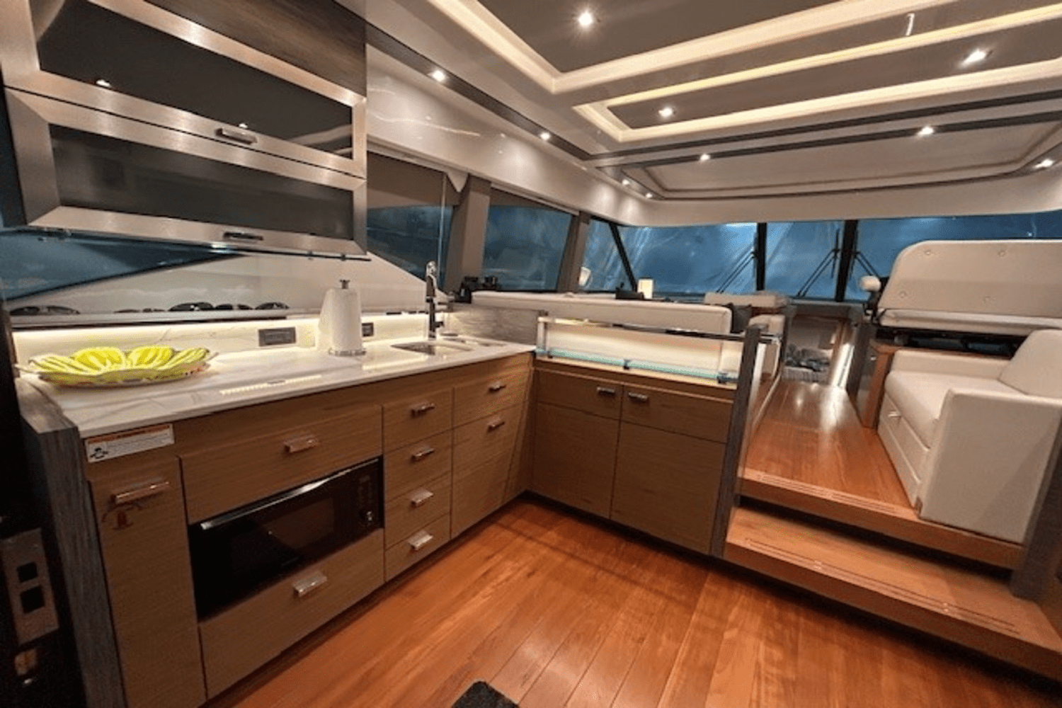 Slide: The Image of Tiara 53 COUPE 2022 - 17