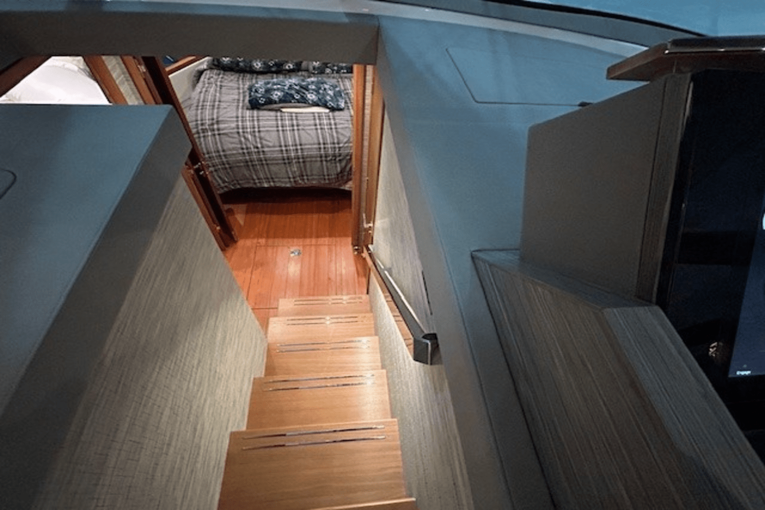 Slide: The Image of Tiara 53 COUPE 2022 - 19