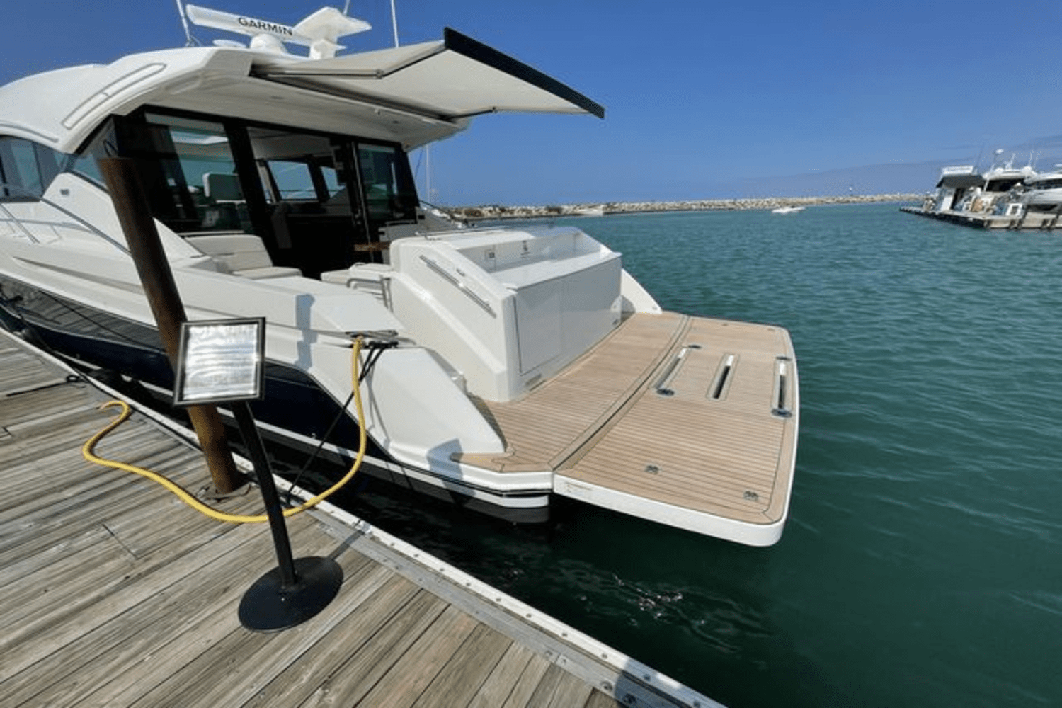 Slide: The Image of Tiara 53 COUPE 2022 - 3